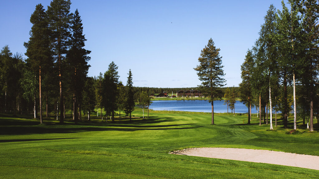 Panorama Open Golfkisa Levillä pidetään Levi Golf -kentällä Immeljärven tunturimaisemissa.